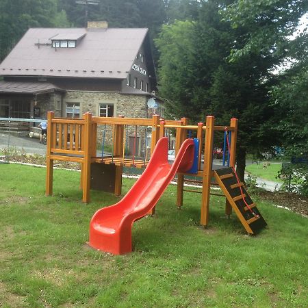Stachy Horsky Hotel Dobra Chata מראה חיצוני תמונה