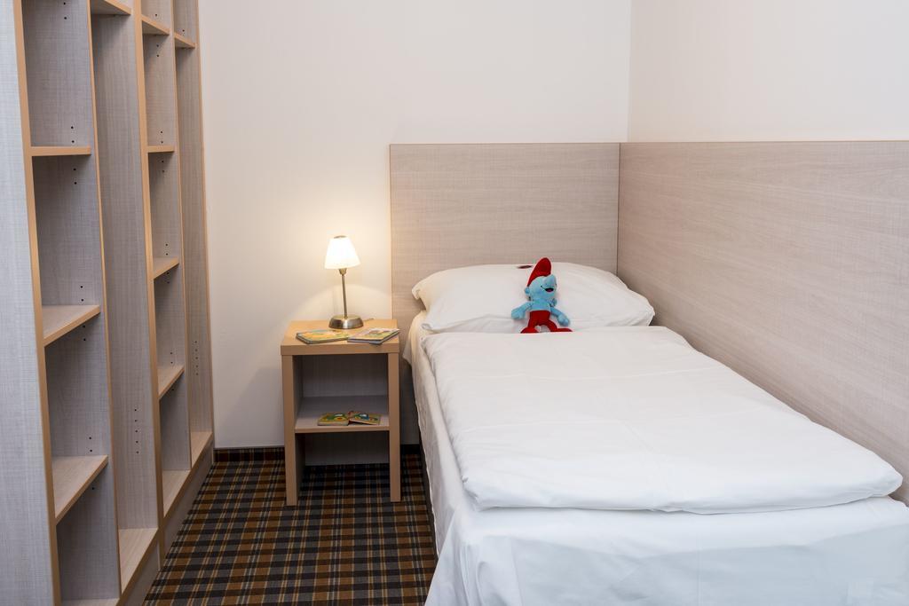 Stachy Horsky Hotel Dobra Chata מראה חיצוני תמונה